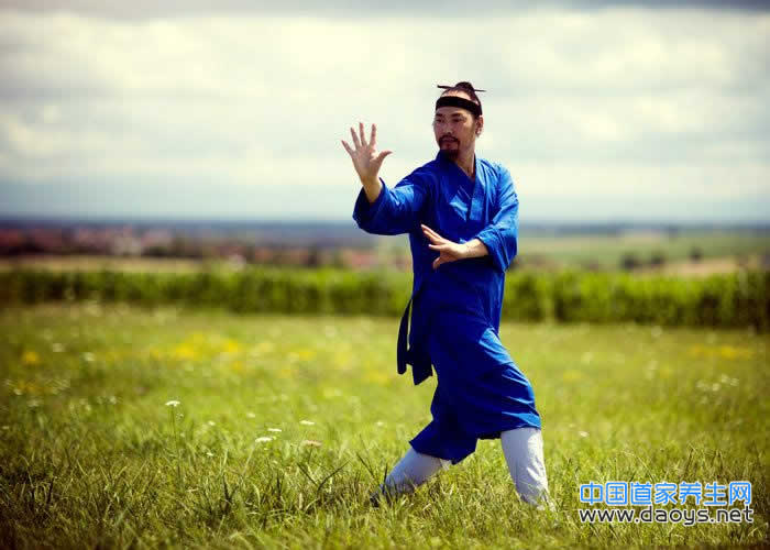 [�����B����]�����B������Մ